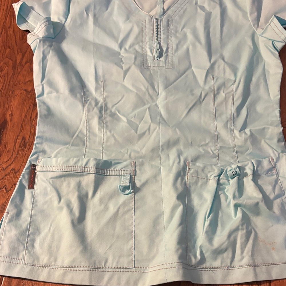 Koi Stretch Light Blue Scrub Set Brand New - Picture 10 of 12